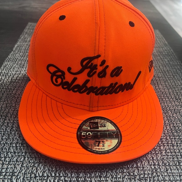 New era 59 fifty hat - Picture 1 of 3